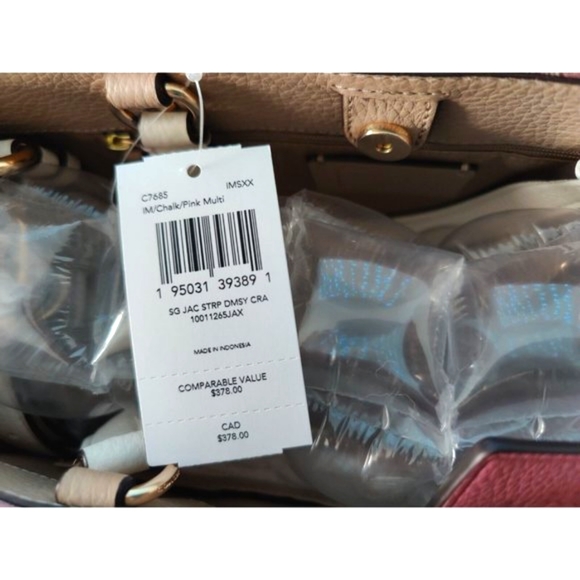 💘 Coach Dempsey Carryall In Signature Jacquard With Patch & Heart Charm - Picture 9 of 12